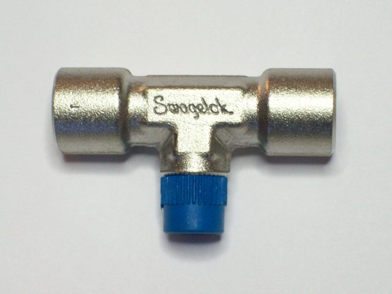 Фитинг Swagelok SS-2-BT