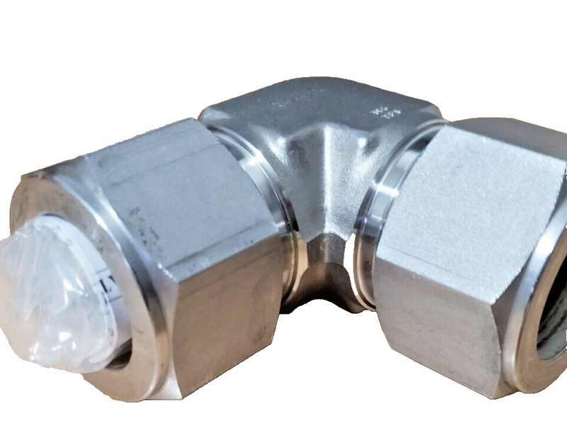 Фитинг Swagelok SS-2000-9