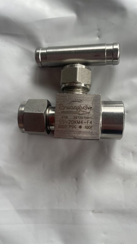 Клапан Swagelok SS-20KM4-F4