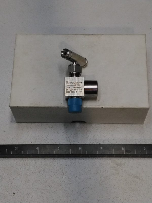 Клапан Swagelok SS-20VM4-F4-A