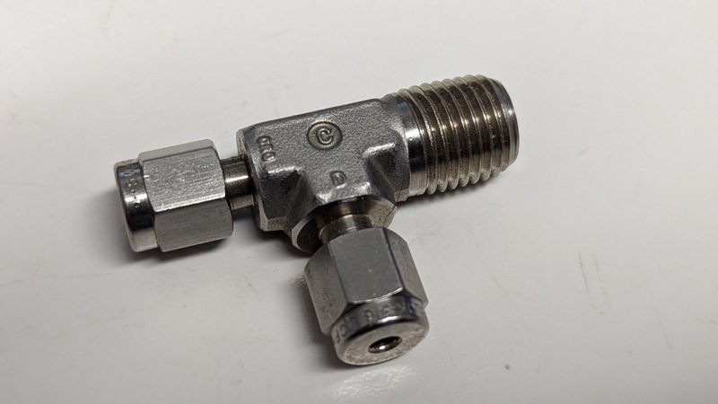Фитинг Swagelok SS-300-3-4TMT
