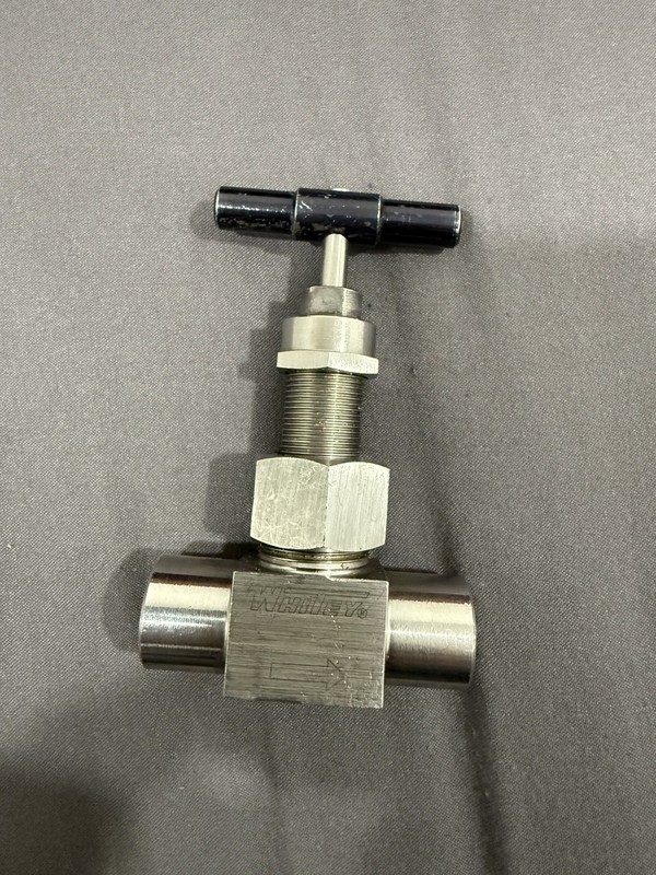 Клапан Swagelok SS-3NTRF4