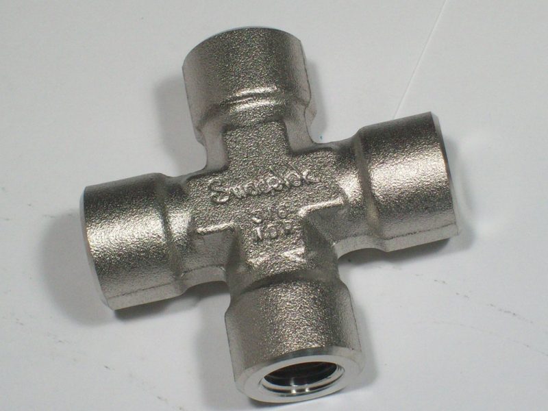 Фитинг Swagelok SS-4-CS