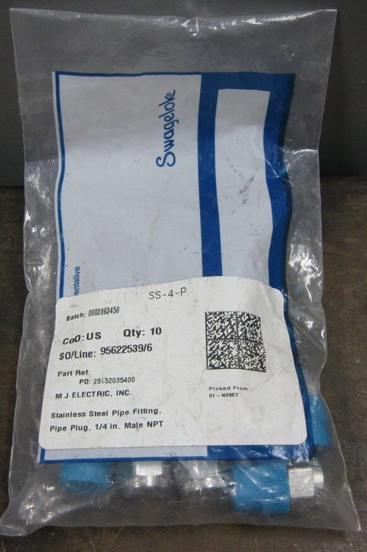 Фитинг Swagelok SS-4-P