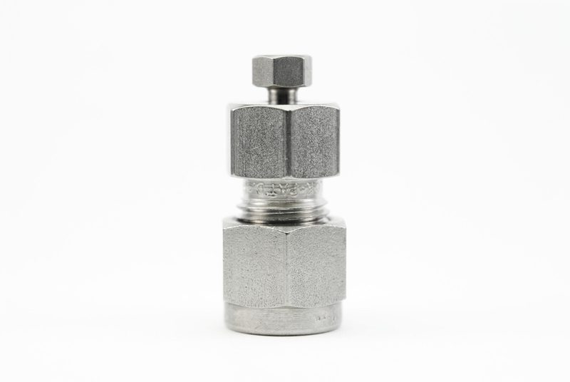Фитинг Swagelok SS-400-6-1FGC