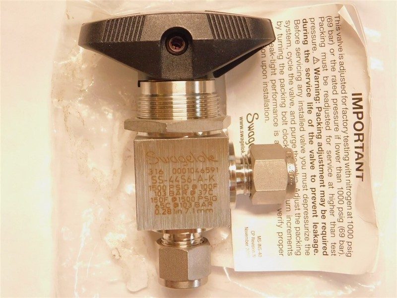 Клапан Swagelok SS-44S6-A-K