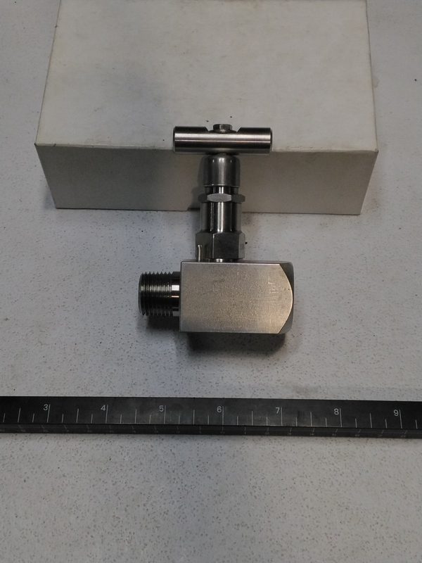 Клапан Swagelok SS-4GUM8-F8-G