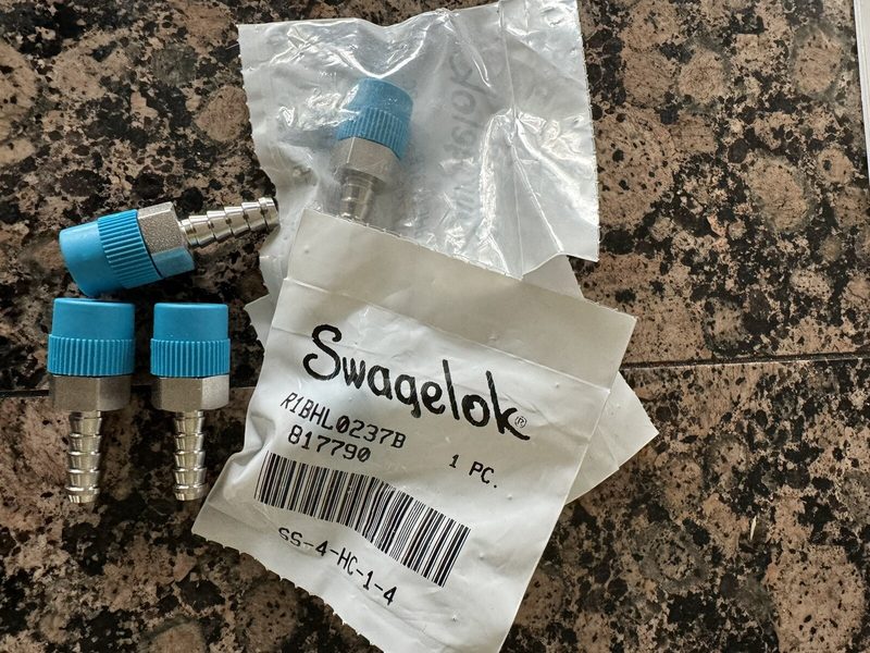 Фитинг Swagelok SS-4HC-1-4