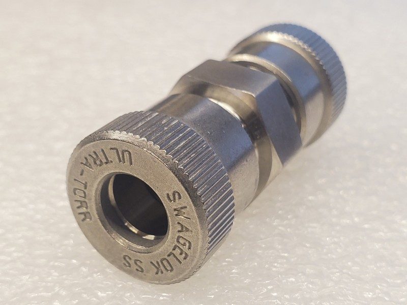 Фитинг Swagelok SS-6-UT-6