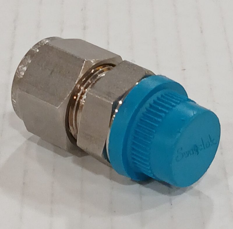 Фитинг Swagelok SS-600-1-8RS