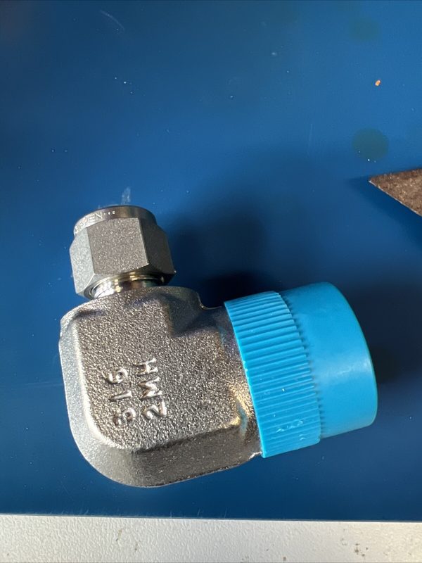 Фитинг Swagelok SS-600-2-12