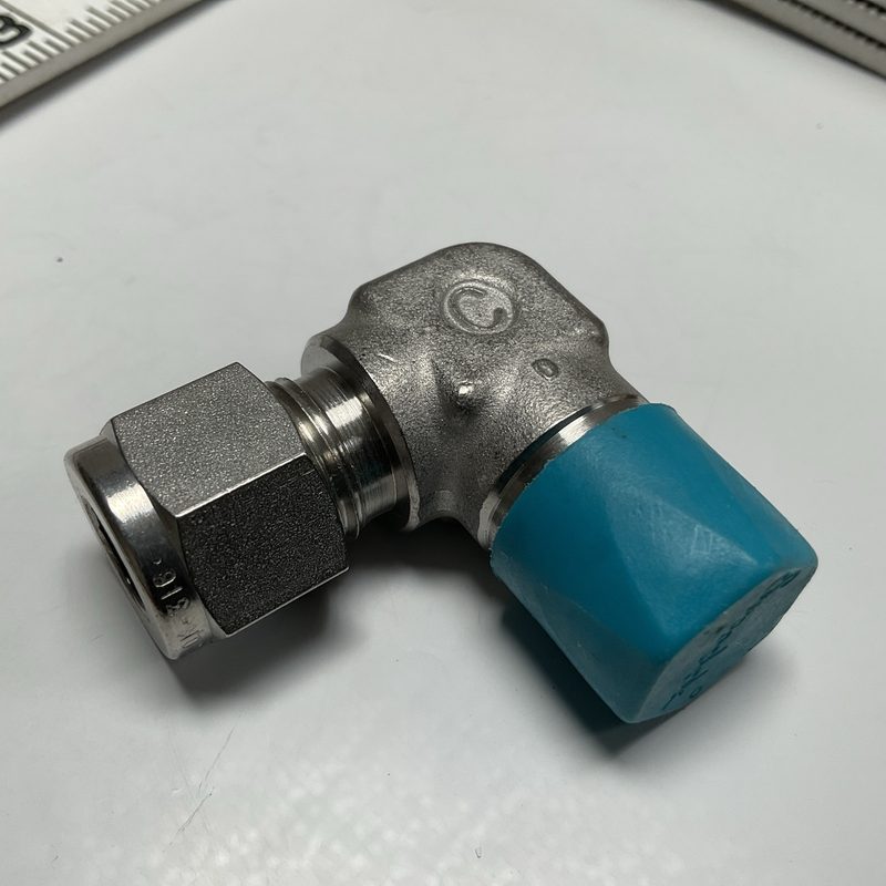 Фитинг Swagelok SS-600-2-6-EACH