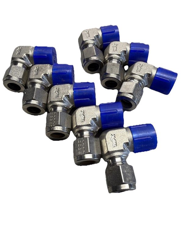 Фитинг Swagelok SS-600-2-6