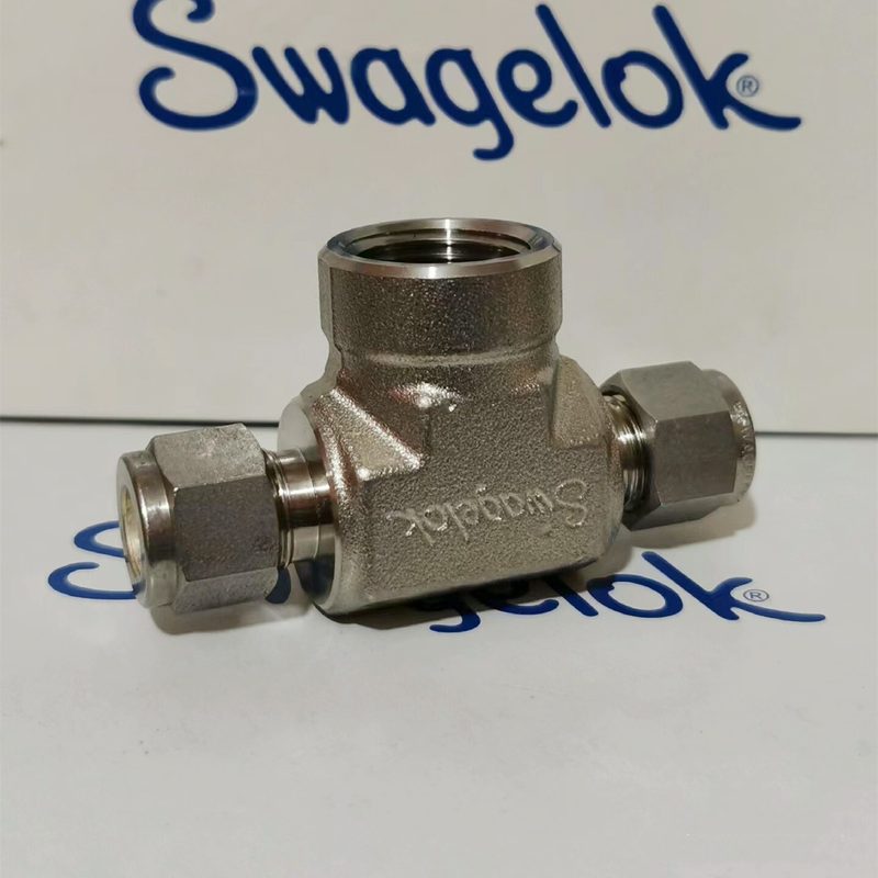 Фитинг Swagelok SS-600-3-8TTF