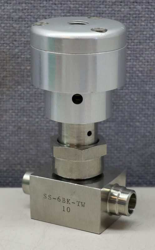Клапан Swagelok SS-6BK-TW-10