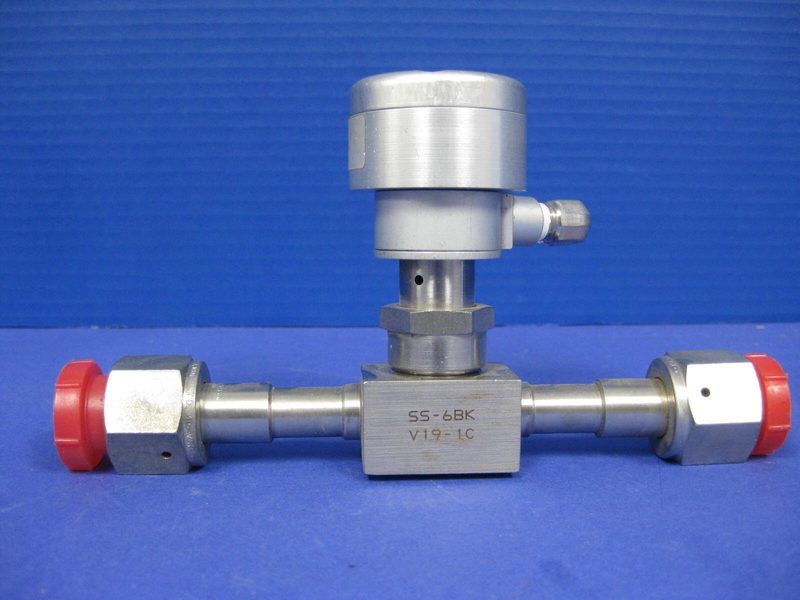 Клапан Swagelok SS-6BK-V19-1C