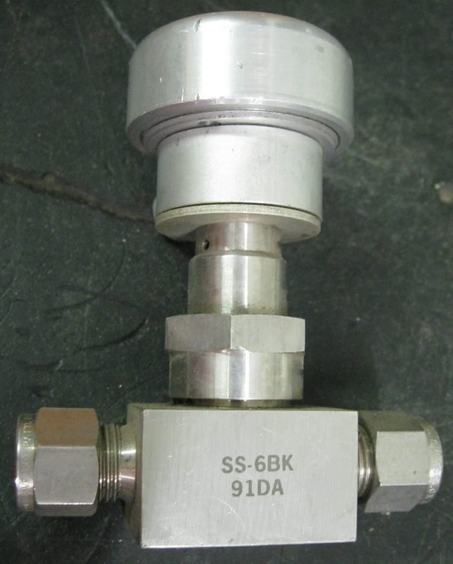 Клапан Swagelok SS-6BK