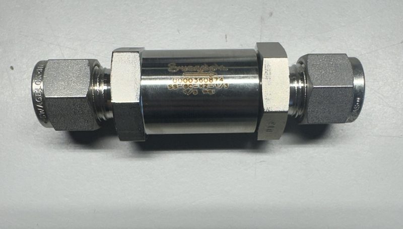 Клапан Swagelok SS-6C-KZ-1/3