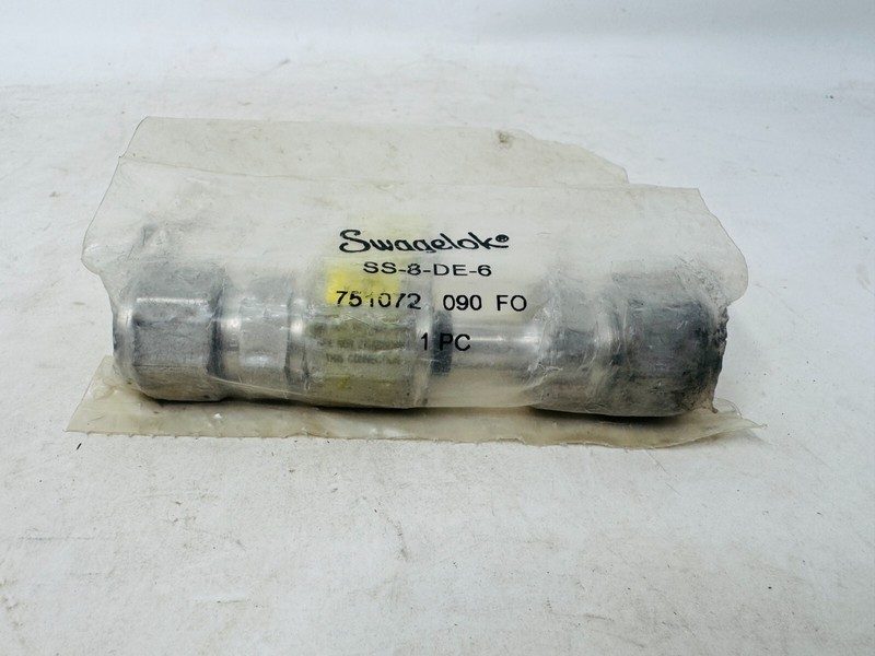 Фитинг Swagelok SS-8-DE-6