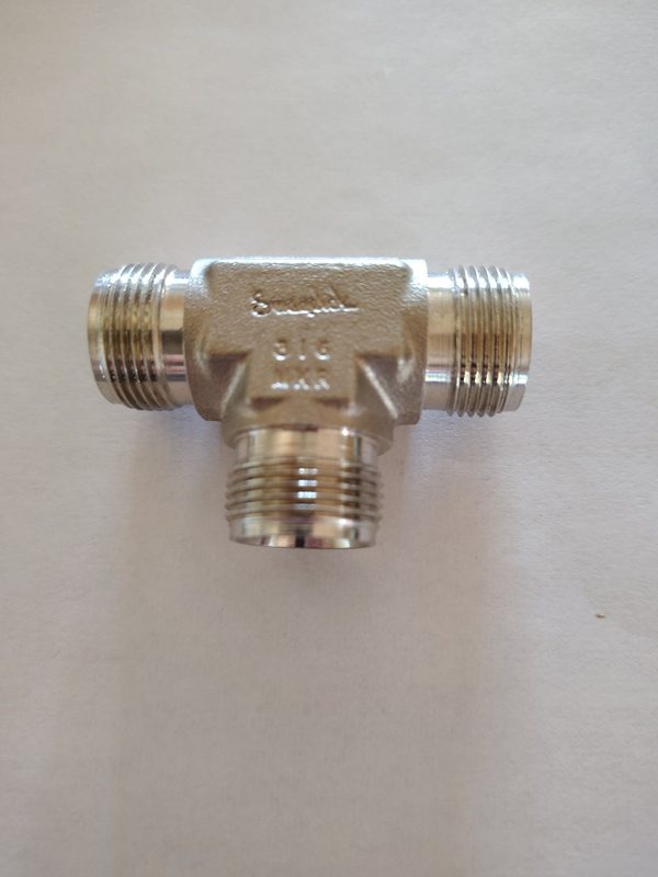Фитинг Swagelok SS-8-MT
