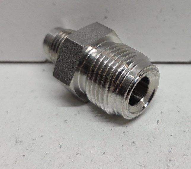 Фитинг Swagelok SS-8-VCR-6-DM-4