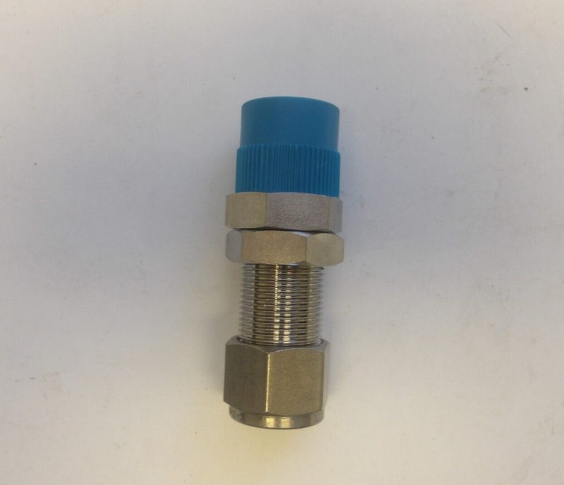 Фитинг Swagelok SS-810-11-8
