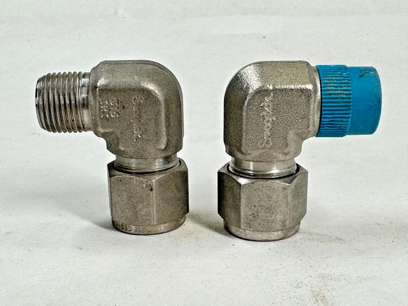 Фитинг Swagelok SS-810-2-6