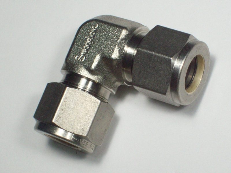 Фитинг Swagelok SS-810-9