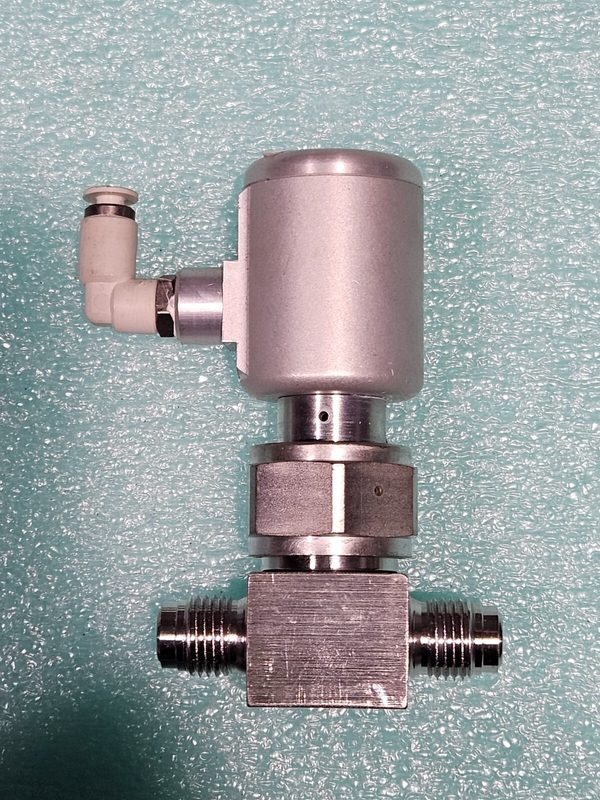 Клапан Swagelok SS-BNVCR4-2C