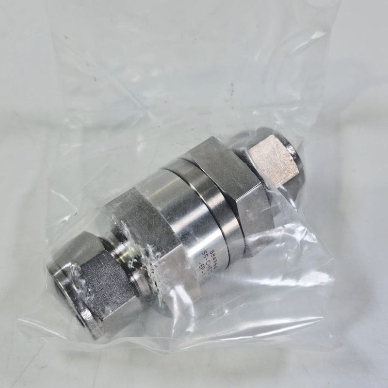 Клапан Swagelok SS-CHS12-EP-1