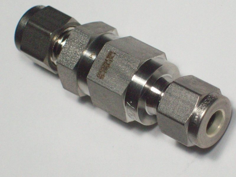 Клапан Swagelok SS-CHS4-EP-1