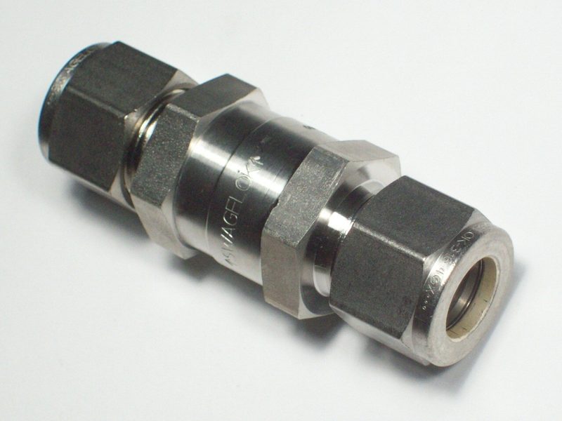 Клапан Swagelok SS-CHS8-BU-1