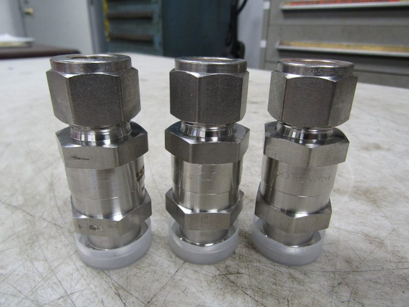 Клапан Swagelok SS-CHS88235-10