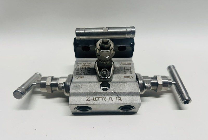 Клапан Swagelok SS-M3PTF8-FL-TRL