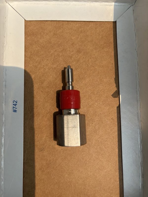 Трубопроводная арматура Swagelok SS-QC4-D-4PF