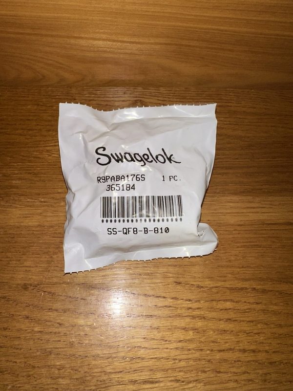 Фитинг Swagelok SS-QF8-B-810