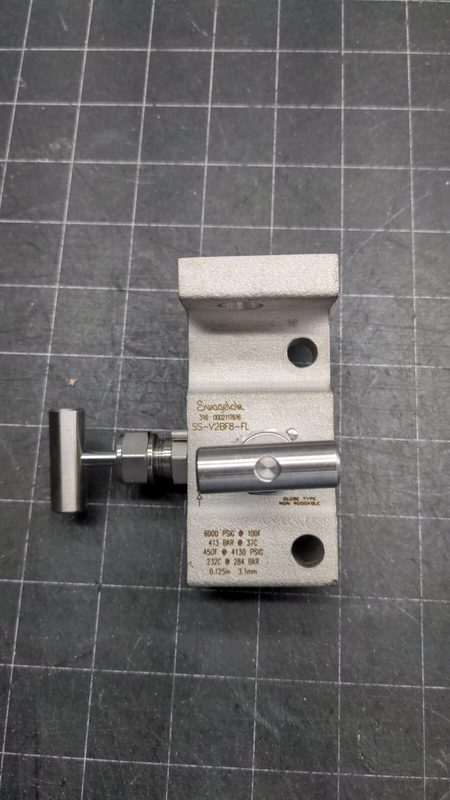 Клапан Swagelok SS-V2BF8-FL