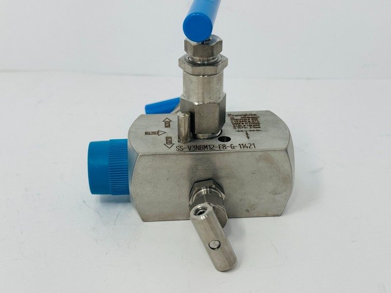 Клапан Swagelok SS-V3NBM12-F8-G-11421