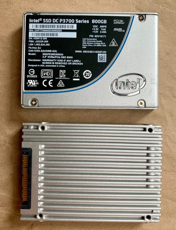 SSD-накопитель Intel SSDPE2MD800G4