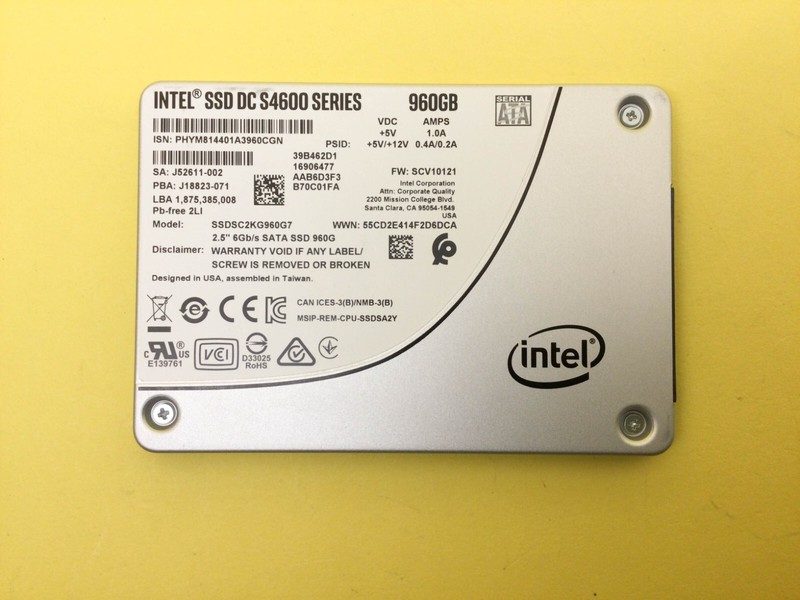 SSD-накопитель Intel SSDSC2KG960G7
