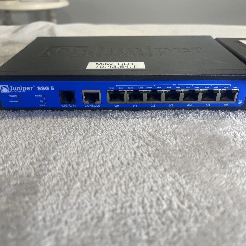 Межсетевой экран Juniper SSG-5-SH-BT