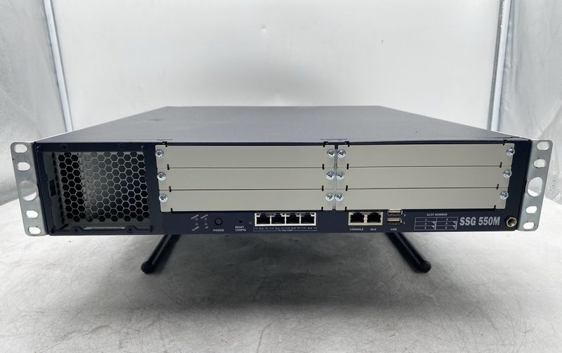 Коммутатор Juniper SSG-550M