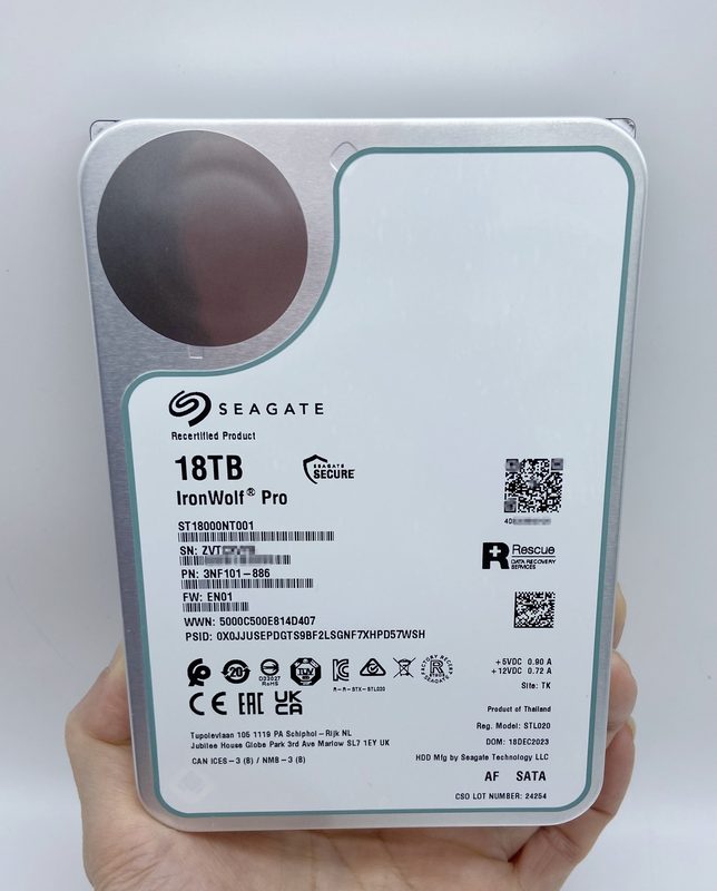 Жёсткий диск Seagate ST18000NT001
