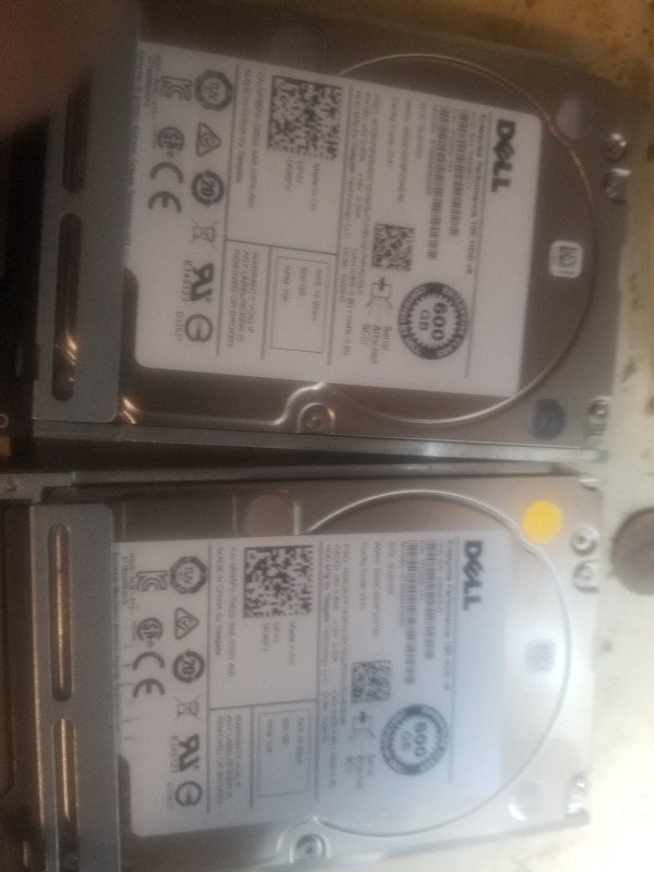 Жёсткий диск Dell ST600MM0088