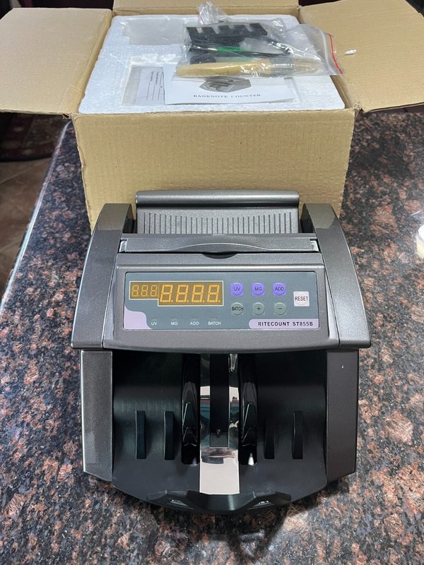 Счётчик банкнот ST855B