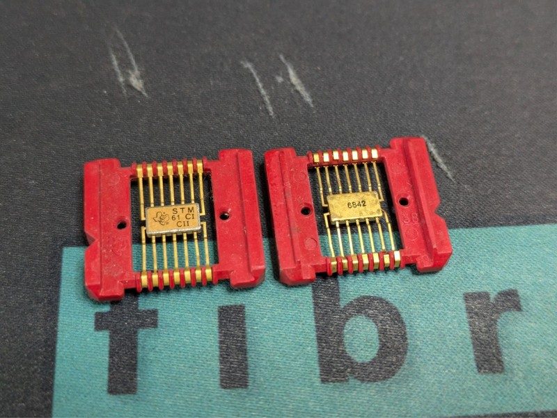Микросхема STM61C1C11