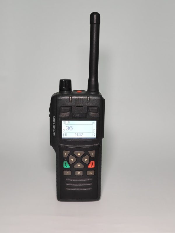 Радиостанция STP9235