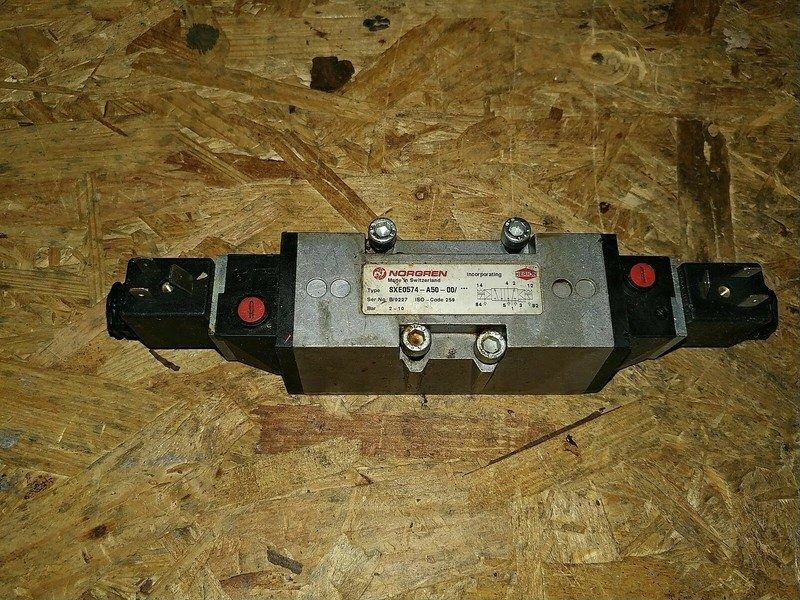 Электромагнитный клапан Norgren SXE0574-A50-00
