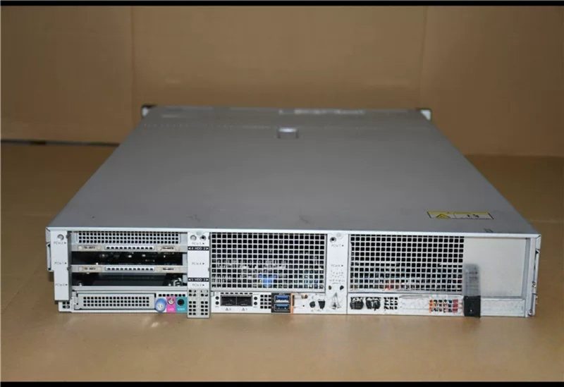 Сервер Supermicro SYS-2029BT-HNTR