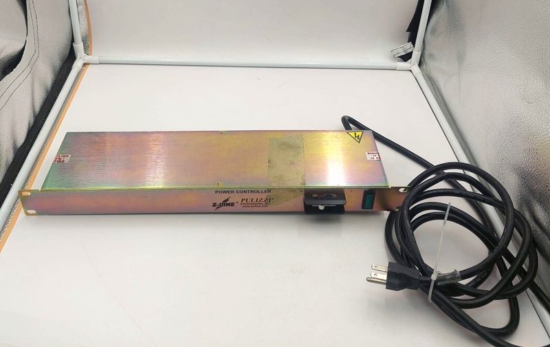 Блок розеток Eaton T8-A-CB